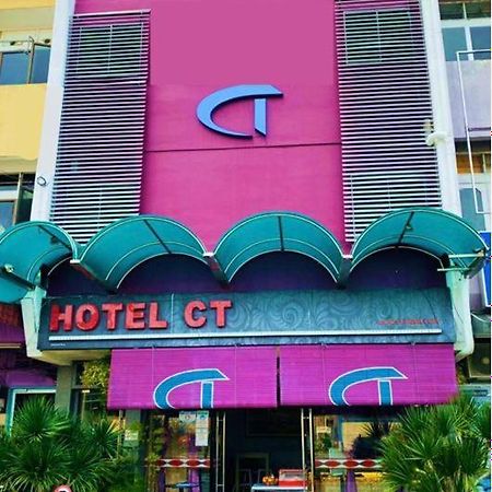 Ct Hotel Sitiawan Kültér fotó